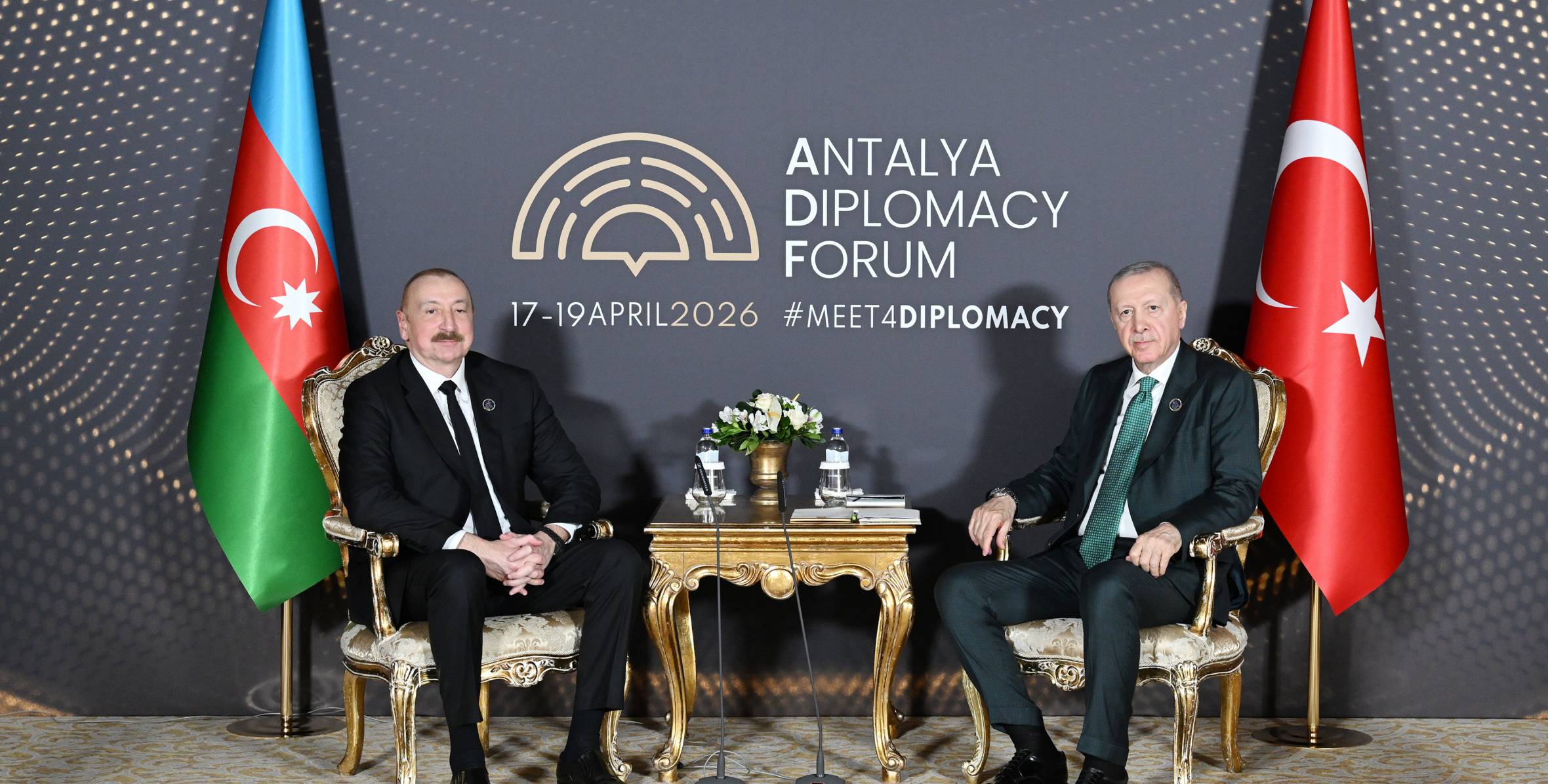 Antalyada Azərbaycan Prezidenti İlham Əliyevlə Türkiyə Prezidenti Rəcəb Tayyib Ərdoğanın görüşü keçirilib