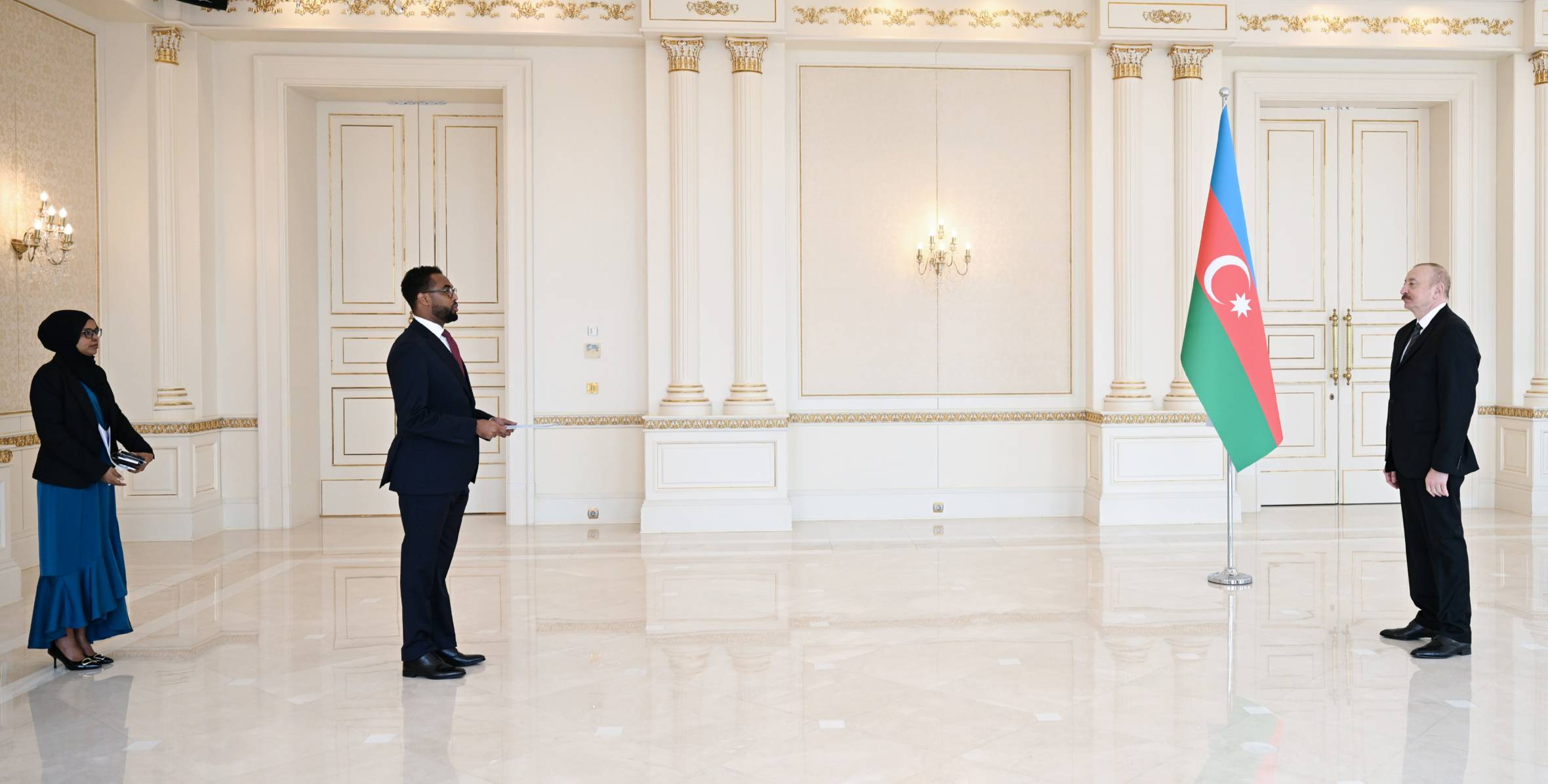 İlham Əliyev Somalinin Azərbaycanda yeni təyin olunmuş səfirini qəbul edib