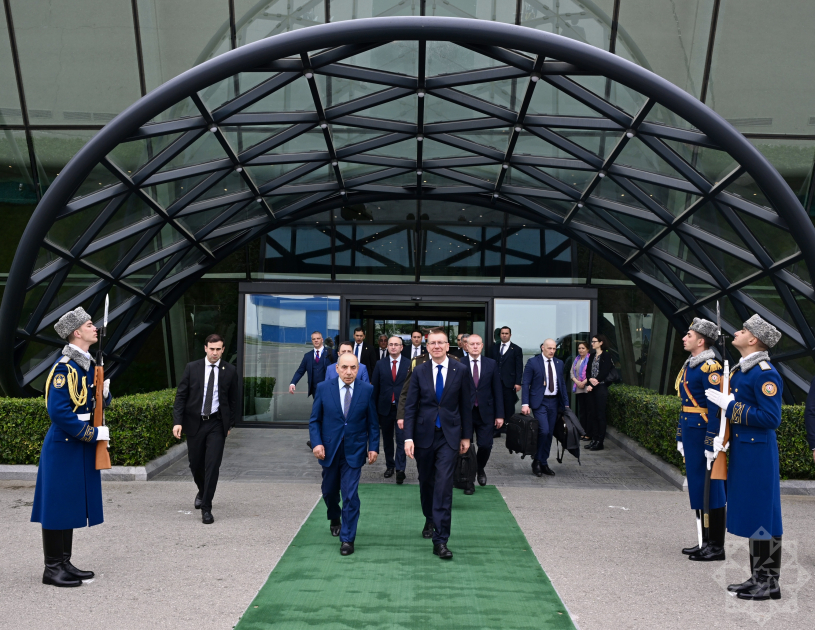 Latviya Prezidentinin Azərbaycana səfəri başa çatıb