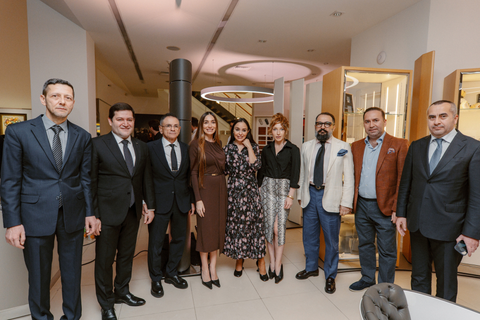 “Bentley Baku” Rəşad Mehdiyevin yeni əsərlərini təqdim edib